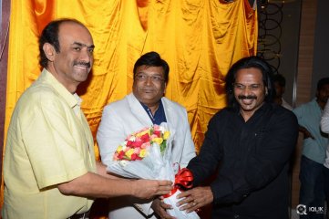 Abhinetri Movie First Look Launch